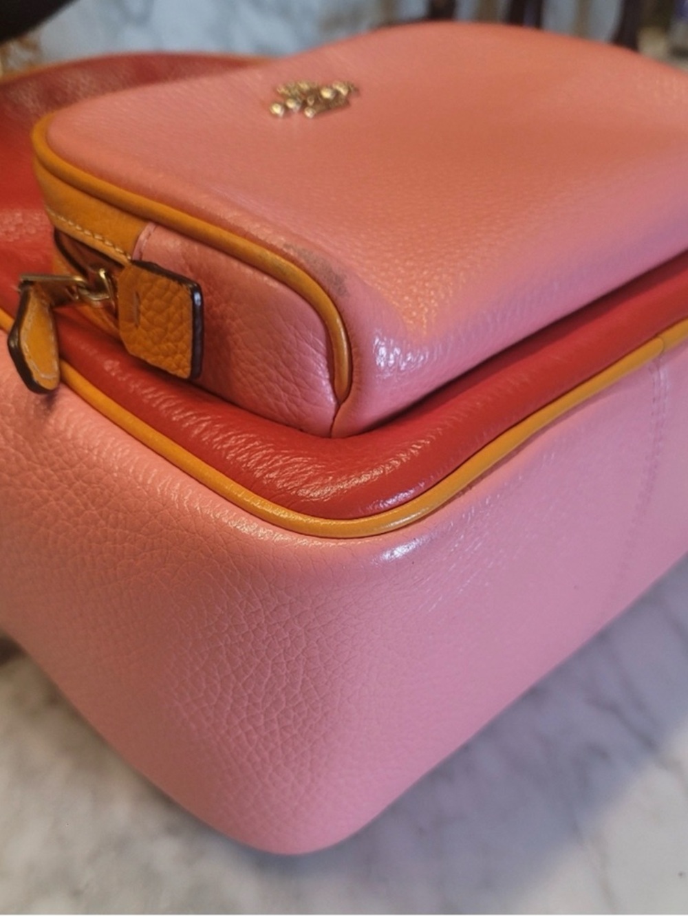 Coach Colorblock Andi Leather Backpack With Blue Wristlet EUC 🩷❤️🧡💙 Absolutely 🤩 - Picture 6 of 12